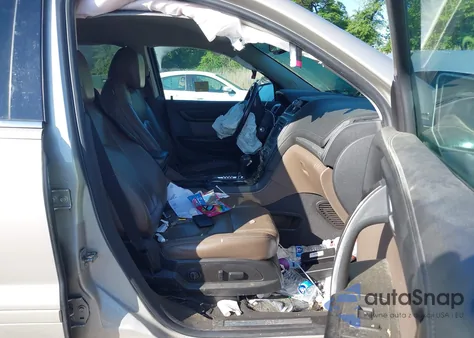 2017 GMC Acadia Limited z USA, uszkodzony, nr VIN 1GKKRSKD8HJ109861